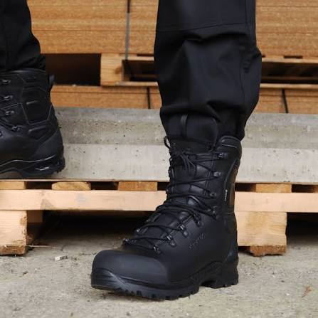 LOWA Combat Boots - pancerne buty wojskowe od LOWA