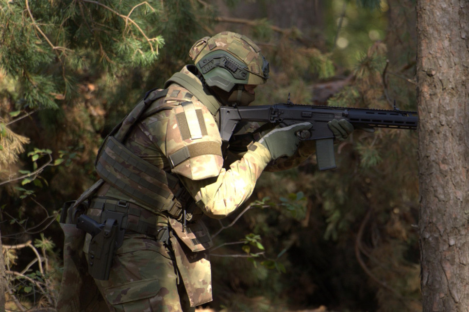 Nowy mundur polskiego żołnierza w kamuflażu K-03