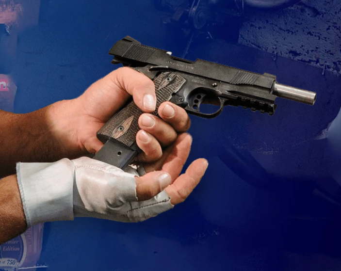 Pistolet Colt 1911 - kal. .45 ACP - zrzut magazynka