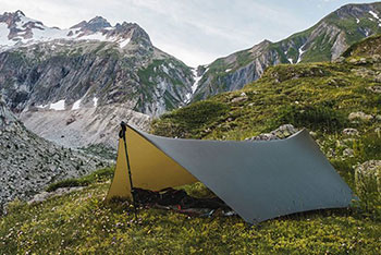 Tarp or tent - and about advantages of the first one