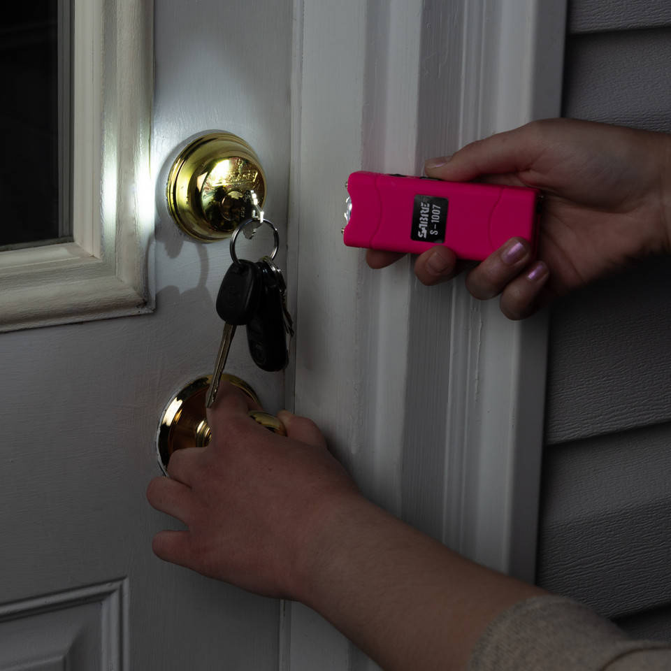 Sabre Red Rechargeable Flashlight With Stun Gun 3.8 M V 120 lm