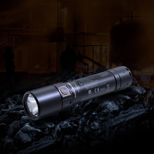 Fenix - Latarka LED z akumulatorem 2600 mAh - 280 lm - WF30RE