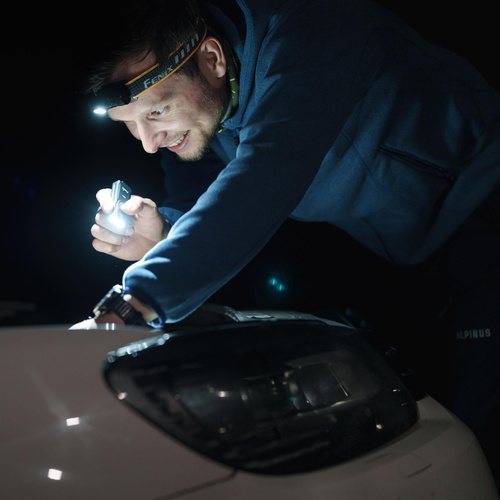 Fenix - Latarka brelok E06R - 700 lm - UV/Laser - USB-C - Magnes - Szary - E06R.12111