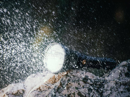 Fenix - Latarka Szperacz LED Akumulatorowa - 1500 Lumenów - 5000 mAh - HT18