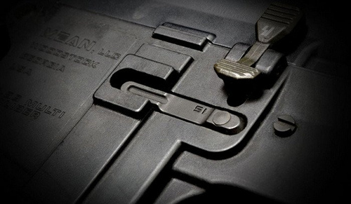 Strike Industries - Zwalniacz magazynka Strike Magazine Catch - Czarny - SI-AR-SMC-BK