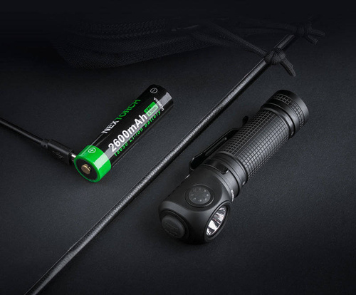 NEXTorch - Latarką kątowa LED P10 - 1400 lm - Czarna - P10