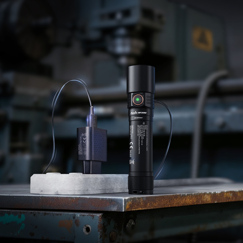 Fenix - Latarka taktyczna LED WF30RE (2025) - 300 lm - Czarna - WF30RE (2025)