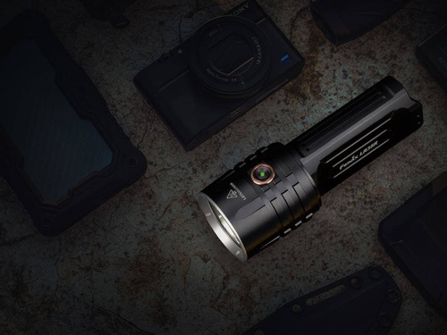 Fenix - Latarka akumulatorowa LR35R - 10000 lumenów