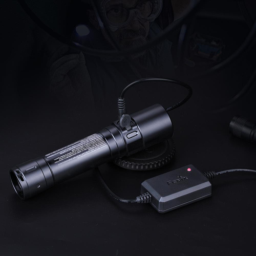 Fenix - Latarka LED z akumulatorem 2600 mAh - 280 lm - WF30RE