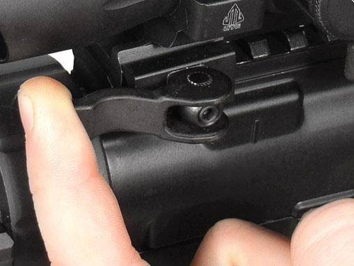 Leapers - Kolimator UTG DS3039W 3.9'' 30 mm - 4 MOA - Czarny - SCP-DS3039W