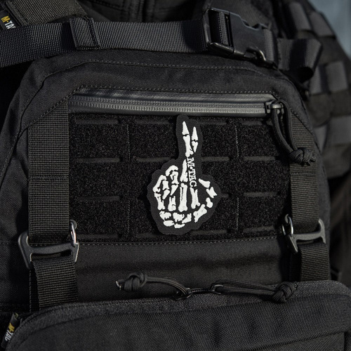 M-Tac - Naszywka Crossed Fingers - Haft - Czarny - 51431002