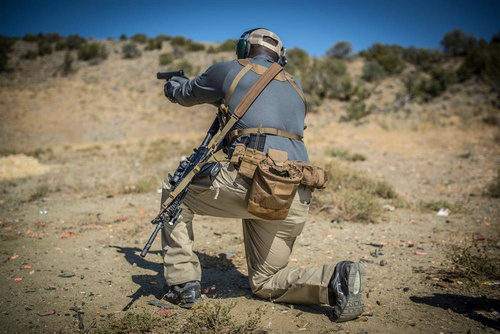 Helikon - Ładownica na magazynek AR-15 / AK Competition Rapid Carbine Pouch - Shadow Grey / Czarna - MO-C01-CD-3501A