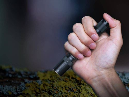 Fenix - Latarka E20 V2.0 - 350 lumenów