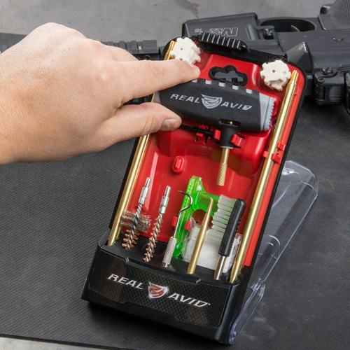 Real Avid - Zestaw do czyszczenia broni Gun Boss Pro - AR-15 Cleaning Kit - AVGBPROAR15