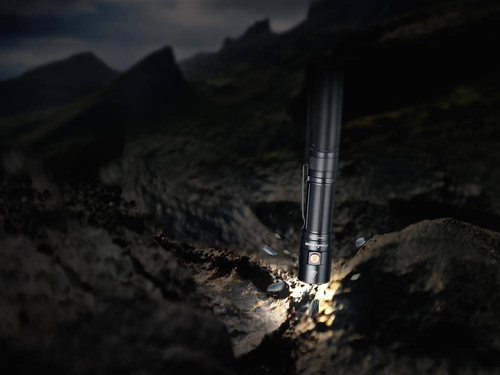 Fenix - Latarka akumulatorowa E28R - 1500 lm