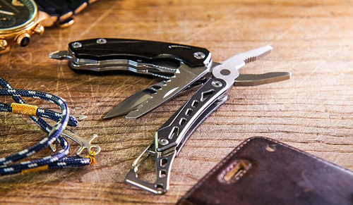True Utility - Małe Kombinerki Seven - Multi Tool - TU180