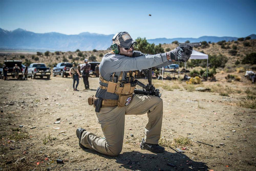 Helikon - Panel z ładownicą na magazynek AR / AK Competition Carbine Wings Set® - Black - AC-CWS-CD-01