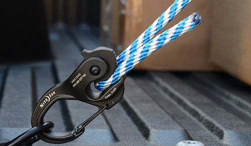 Nite Ize - Klamra naciągowa CamJam® XT™ Large Aluminum Rope Tightener - Czarny - NCJLA-01-R3