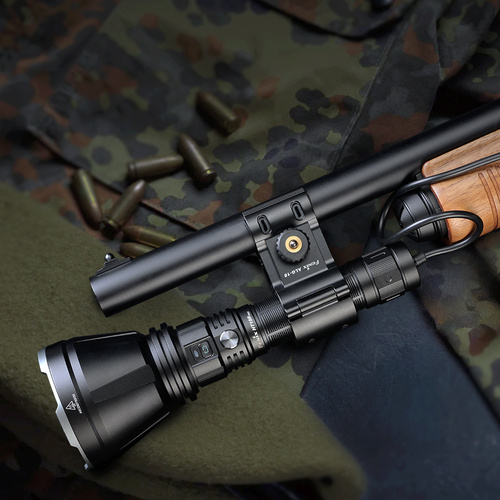 Fenix - Latarka taktyczna LED - 3700 lm - 268 000 cd - HT18R.11112