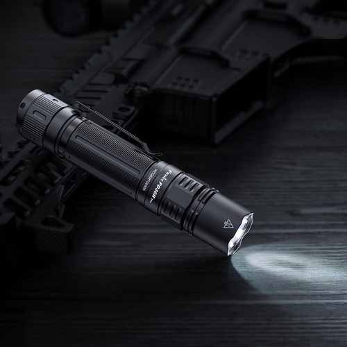 Latarka diodowa Fenix PD36R Pro - LED - 2800 lm - 6 trybów - Czarna