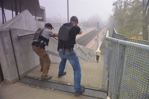 Direct Action - Niskoprofilowa Kieszeń Low Profile Baton Pouch® - Coyote Brown - PO-BTLP-CD5-CBR