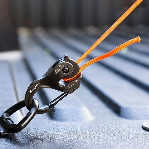Nite Ize - Klamra naciągowa CamJam® XT Aluminum Cord Tightener - Czarny - NCJSA-01-R3