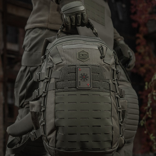 M-Tac - Naszywka haftowana Karta Hełm Grozy - Ranger Green - 51392023