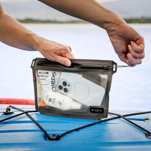 Nite Ize - Wodoszczelny pokrowiec RunOff 3-1-1 - Szary - RO311-09-R8