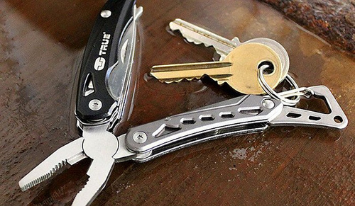 True Utility - Małe Kombinerki Seven - Multi Tool - TU180