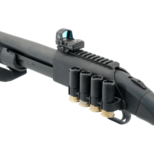 UTG - Szyna Picatinny Optic Mount dla Mossberga 500 & 590 z ładownicą na naboje - MT-MB590