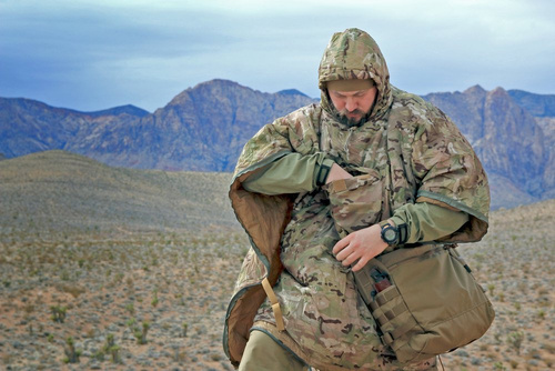 Helikon - Poncho ocieplane Swagman Roll - Windpack - Climashield - Flecktarn - PO-SMR-NL-23