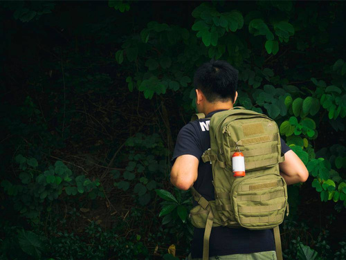 Fenix - Latarka LED kempingowa - 2600 mAh 3,6 V - Czerwona - CL26R