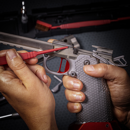 Real Avid - Przybornik do czyszczenia broni Prime-9 - AVGCK9MM w zestawie z preparatami RifleCX