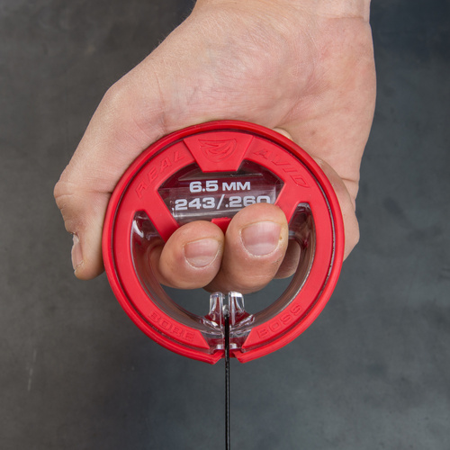 Real Avid - Wycior sznurowy do czyszczenia przewodu lufy Bore Boss - .243/.260/6,5 mm - AVBB243