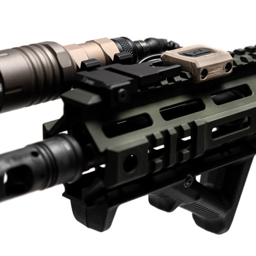 Unity Tactical - Włącznik żelowy na kablu ModButton Lite - SureFire - 7" - Czarny - MBL-BLK-SF-7