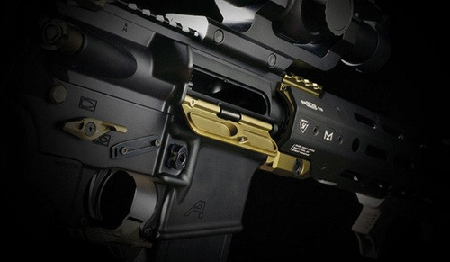 Strike Industries - Klapka wyrzutnika łusek BUDC Billet Ultimate Dust Cover - Czarny - AR-BUDC-223-BK