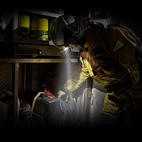 Fenix - Latarka LED z akumulatorem 2600 mAh - 280 lm - WF30RE