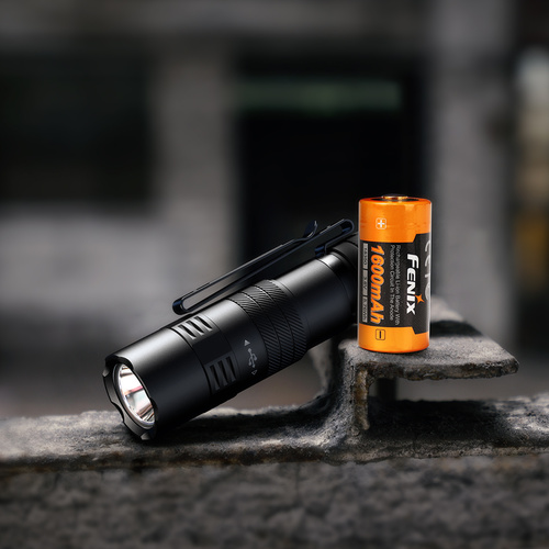 Fenix - Latarka taktyczna LED PD26R ACE z akumulatorem 1600 mAh - 1300 lm - Czarna - PD26R ACE