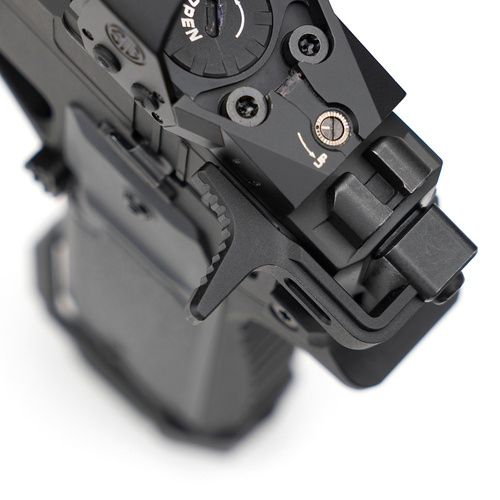 Strike Industries - Obustronna rączka przeładowania do pistoletu Sig Sauer P320 - Czarna - SI-P320-CH