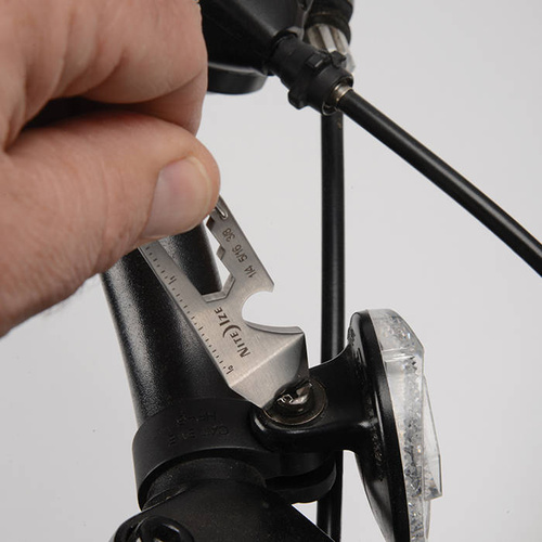 Brelok wielofunkcyjny Nite Ize DoohicKey Key-Tool - Czarny - KMT-01-R3