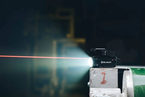 Olight - Latarka taktyczna LED na broń z celownikiem laserowym BALDR RL MINI - 600 lumenów - Czarna