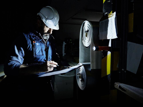 Fenix - Latarka LED - 200 lumenów - WF11E