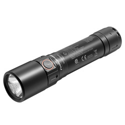 Fenix - Latarka LED z akumulatorem 2600 mAh - 280 lm - WF30RE